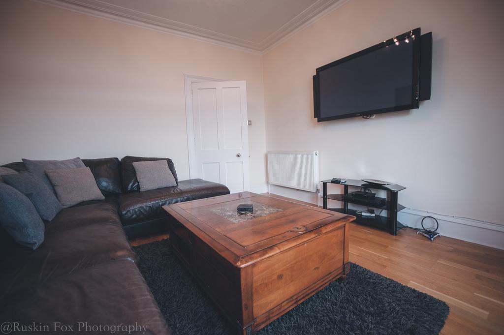 Prime 2 Bedroom City Centre Apt Aberdeen Exterior foto